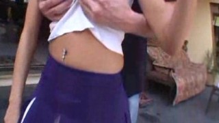 Arrested cheerleader gets fucked