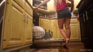 Bump and grind – mom son roleplay