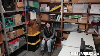 Hot Thief Amilia Onyx Identified & Fucked By Officer Stepdad