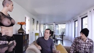 Goth slut takes 2 cocks