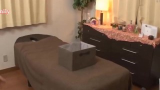 Japanese Massage–Relaxing Muscle and Relieving Stress Full Legs