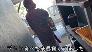主観的な手コキフェラと激しい騎乗位で温泉旅行中に転んだハンサムなM男♡日本人素人ハメ撮り騎乗位中出し・エムユミ夫婦